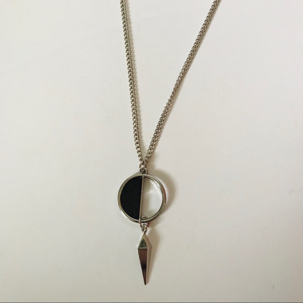 Fashion Necklace Black and Silver - Picture 2 of 4